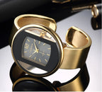Montre-bracelet de luxe dorée pour femme