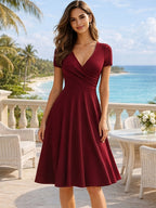 Robe élégante col rond manches courtes taille haute