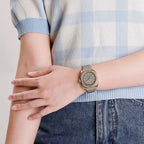 Reloj de Cuarzo NAVIFORCE NF5061 Para Mujer con Esfera Poligonal, Correa de Silicona