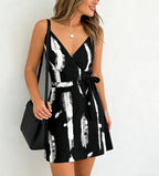 Robe mini d'été à bretelles, décolleté en V, ceinture confortable