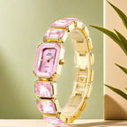 Montre-bracelet carrée dorée avec diamants pour femme