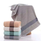 Set de 2 Serviettes en Coton Pur Douces et Absorbantes